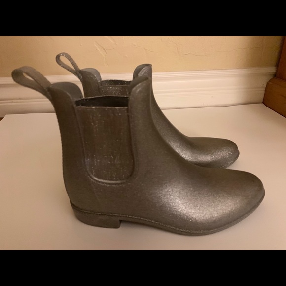 Size 7 J Crew Mercantile boot - Picture 3 of 9